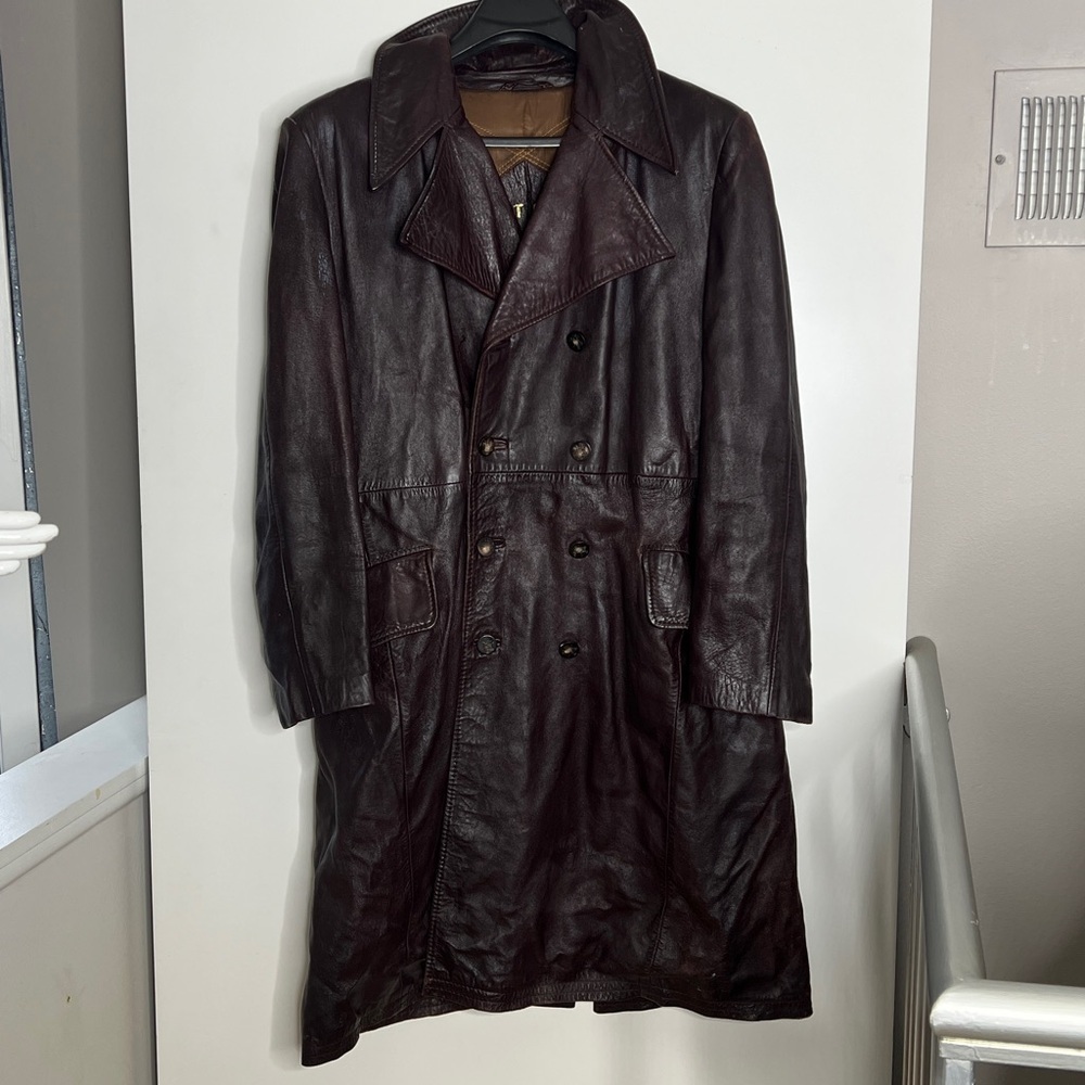 Vintage Peters Sz 44 Reddish Brown Distressed Leather Double Breasted Trench